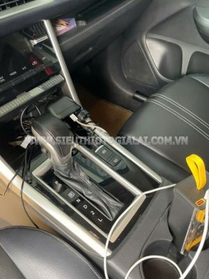 Xe Mitsubishi Xpander Cross 1.5 AT 2023