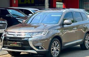 Xe Mitsubishi Outlander 2.0 CVT Premium 2018