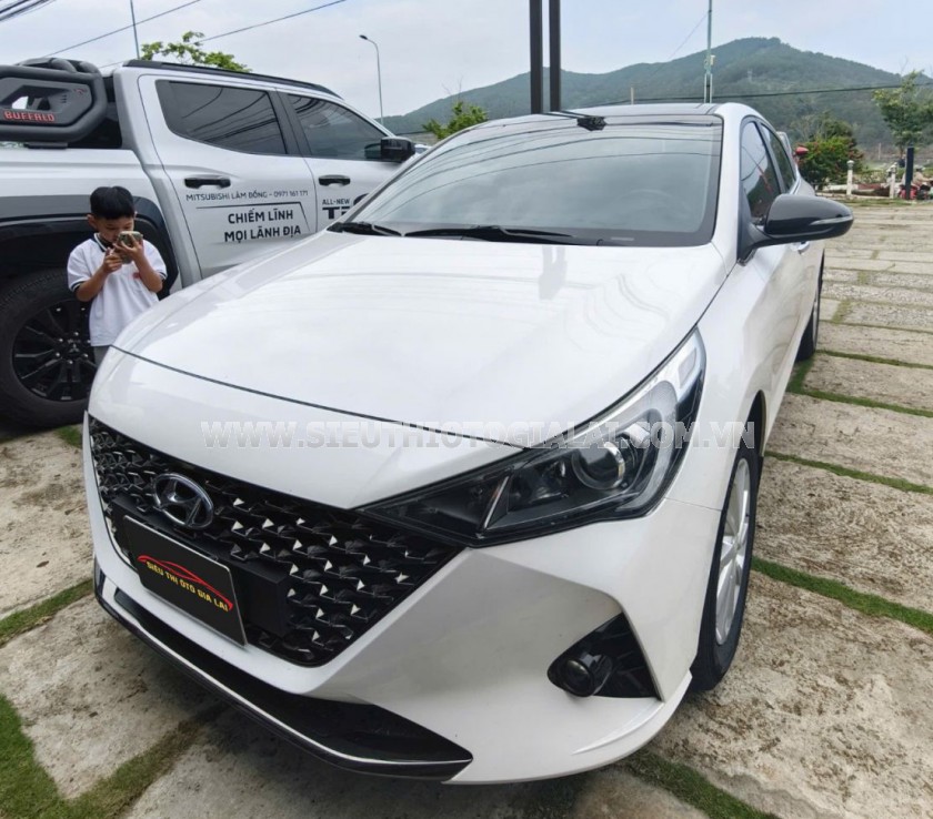 Hyundai Accent 1.4 MT 2023