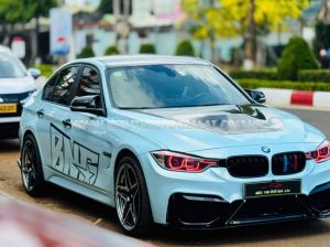 Xe BMW 320i 2013