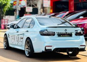 Xe BMW 320i 2013
