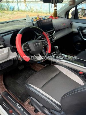 Xe Toyota Veloz Cross 1.5 CVT 2022