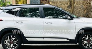 Xe Kia Seltos Premium 1.6 AT 2021