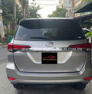 Xe Toyota Fortuner 2.4G 4x2 AT 2019