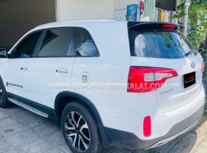 Xe Kia Sorento 2.4 GAT Deluxe 2019
