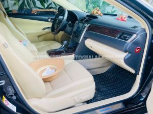 Xe Toyota Camry 2.0E 2018