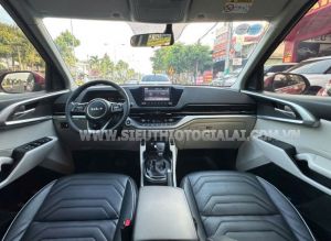 Xe Kia Carens 1.5G Luxury 2023