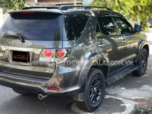 Xe Toyota Fortuner 2.7V 4x2 AT 2015