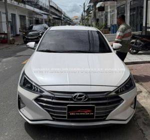 Xe Hyundai Elantra 1.6 MT 2022