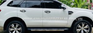 Xe Ford Everest Titanium 2.2L 4x2 AT 2016