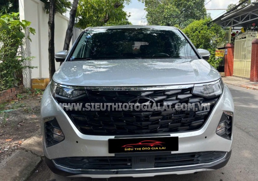 Hyundai Custin Cao Cấp 2.0T 2024