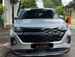 Xe Hyundai Custin Cao Cấp 2.0T 2024