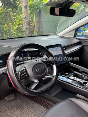 Xe Hyundai Custin Cao Cấp 2.0T 2024