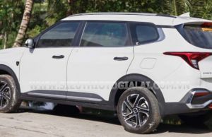 Xe Kia Carens 1.5G Luxury 2023