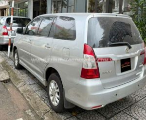 Xe Toyota Innova 2.0E 2014