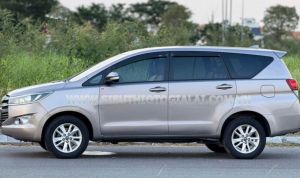 Xe Toyota Innova 2.0E 2017