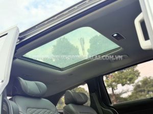 Xe Hyundai Custin Cao Cấp 2.0T 2024