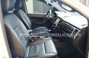 Xe Ford Everest Titanium 2.0L 4x2 AT 2019