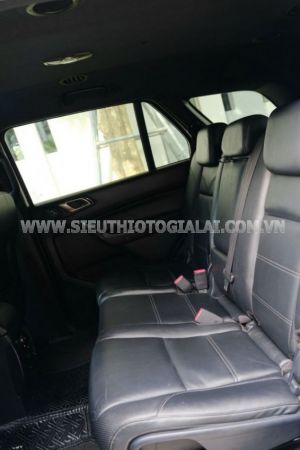 Xe Ford Everest Titanium 2.0L 4x2 AT 2019