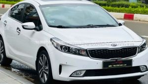 Xe Kia Cerato 1.6 AT 2018