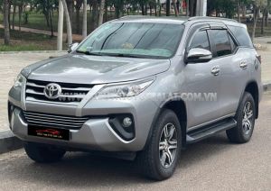 Xe Toyota Fortuner 2.4G 4x2 MT 2017