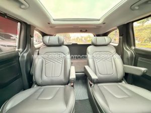 Xe Hyundai Custin Cao Cấp 2.0T 2024