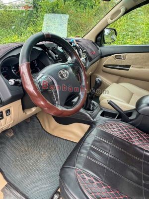Xe Toyota Fortuner 2.5G 2016