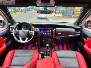Xe Toyota Fortuner 2.4G 4x2 AT 2020