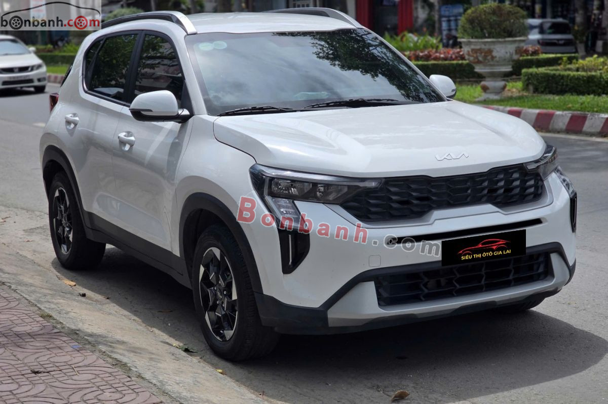 Kia Sonet Deluxe 1.5 AT 2025