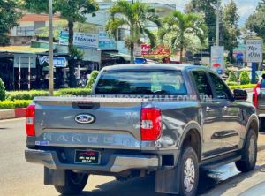 Xe Ford Ranger XLS 2.0L 4x2 AT 2026