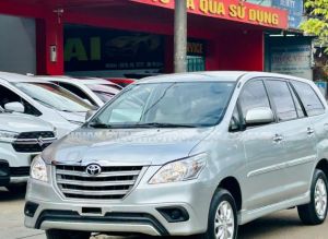 Xe Toyota Innova 2.0E 2014